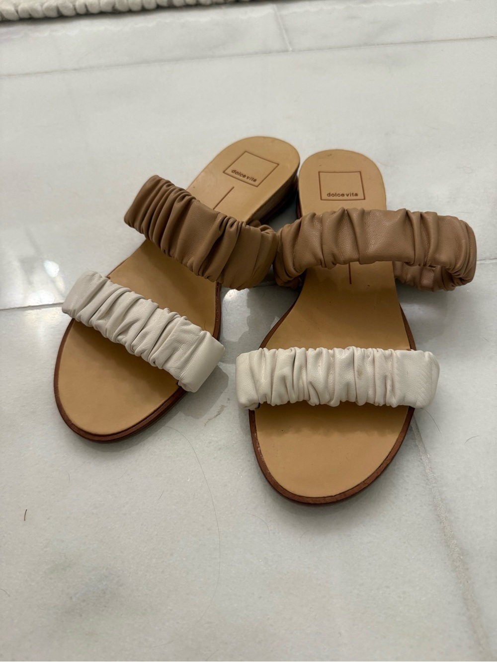 Dolce Vita Ruched Two-Band Slide Sandals in Cream & Tan 8/8.5